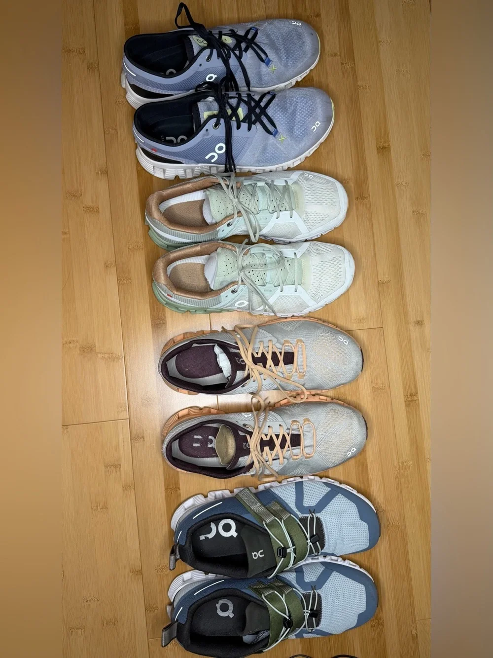 On Running Women's Athletic Shoes Bundle Size 10B - Picture 3 of 7